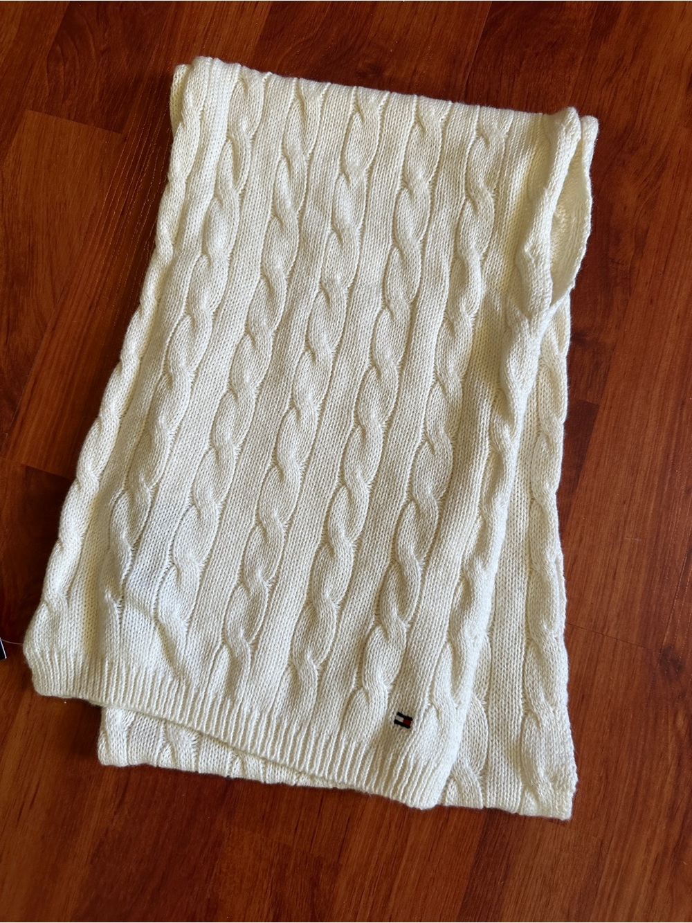Tommy Hilfiger Off-White Cable Knit Scarf